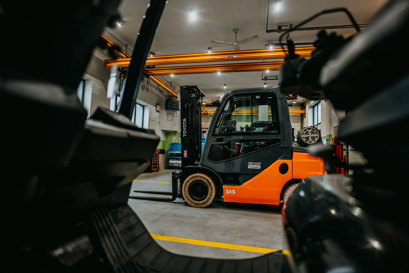Forklift